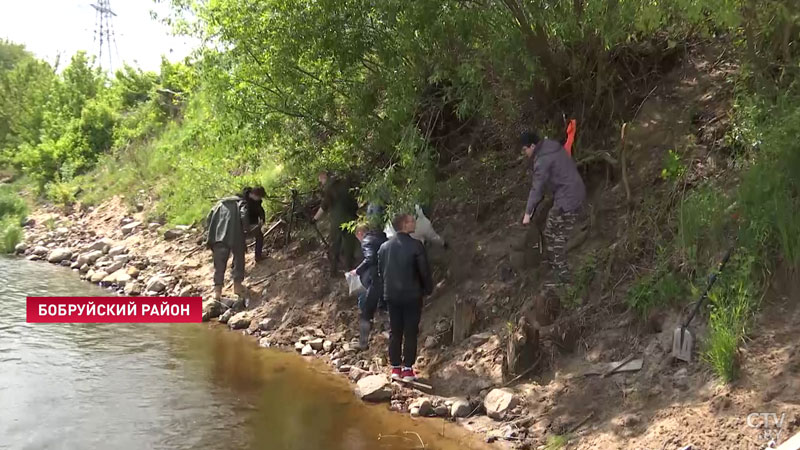 «Бобруйск вот уже целый год нам дарит загадку за загадкой». Показываем уникальный меч XI века, найденный археологами-1