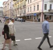 Врачи напоминают о масках и дистанции в жару: «Расслабляться, всё-таки, не надо» Врачи напоминают о масках и дистанции в жару: «Расслабляться, всё-таки, не надо»
