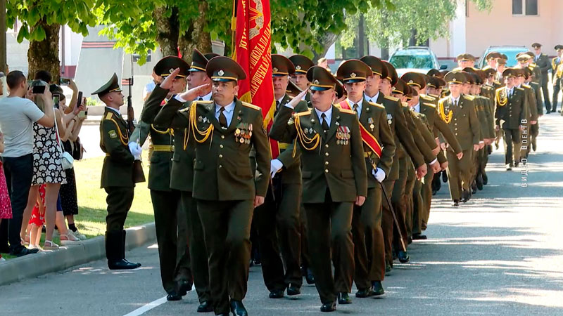 Выпуск в школе подготовки прапорщиков прошёл в Борисове