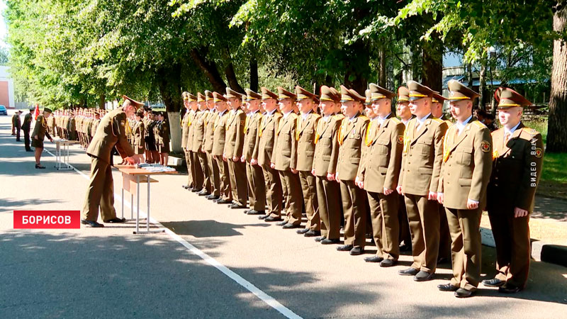 Выпуск в школе подготовки прапорщиков прошёл в Борисове-1