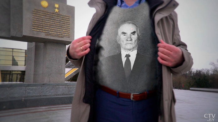 Прошёл блокаду и эвакуировал 25 раненых солдат под обстрелом. Каким был боевой путь Ивана Бородёнка?-34