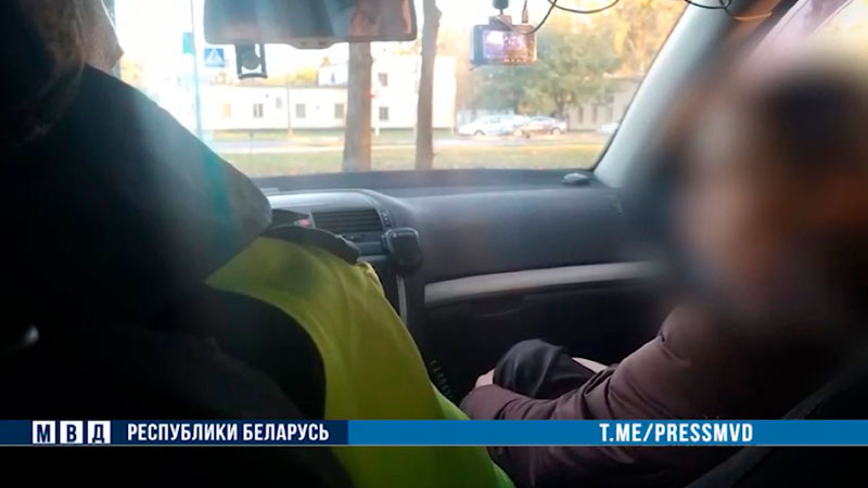 Пьяная брестчанка без прав поехала за детьми в садик и попала в ДТП