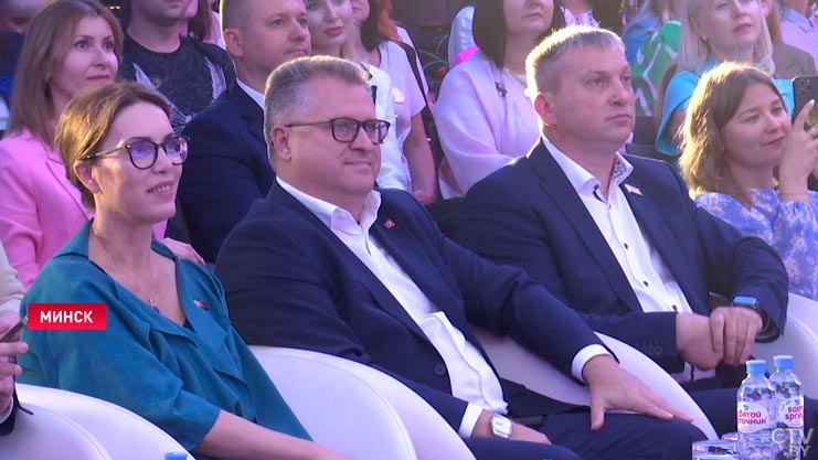 «Мы не ограничиваем фантазию». Конкурс молодёжных проектов «Дзявочы вянок мiру» прошёл в Минске-1