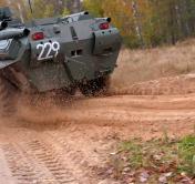 На вооружение белорусской армии поступила партия БТР-82А