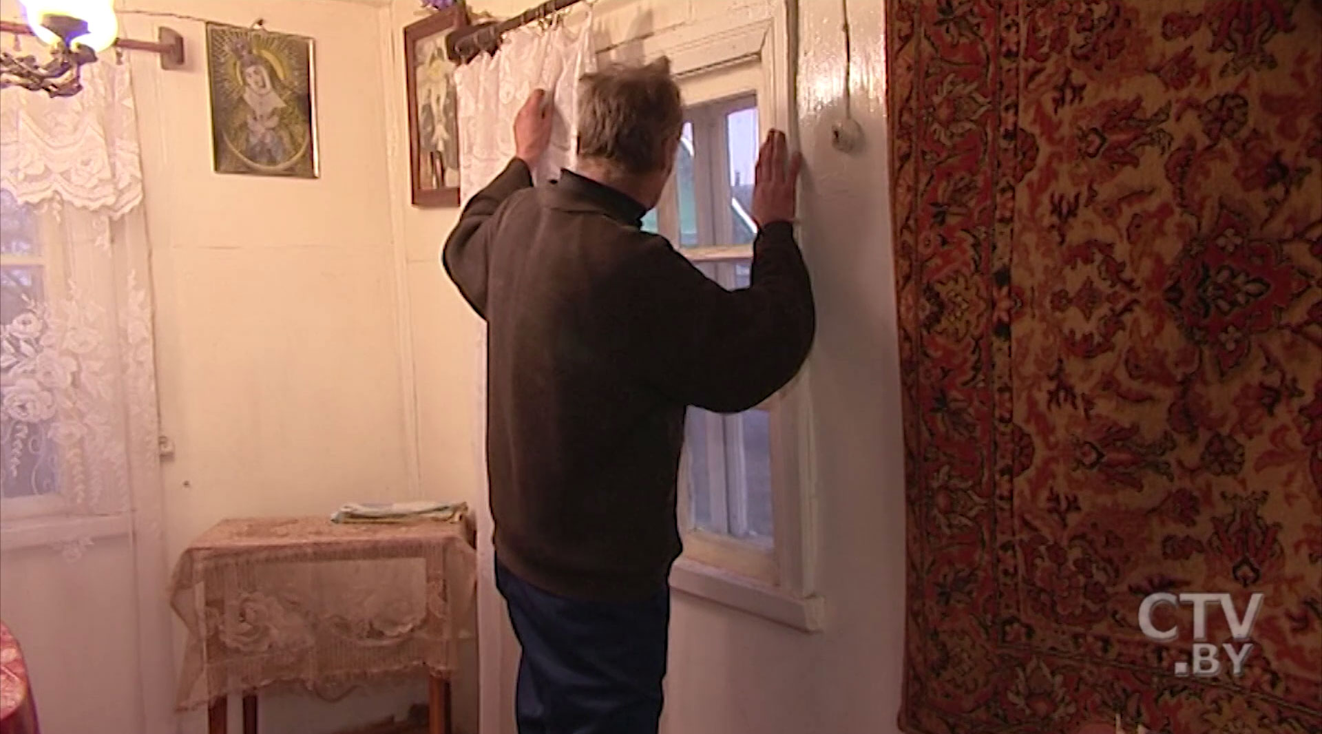Невесту не нашли, с баланса списали 250 рублей. Офис брачного агентства завален судебными исками-24