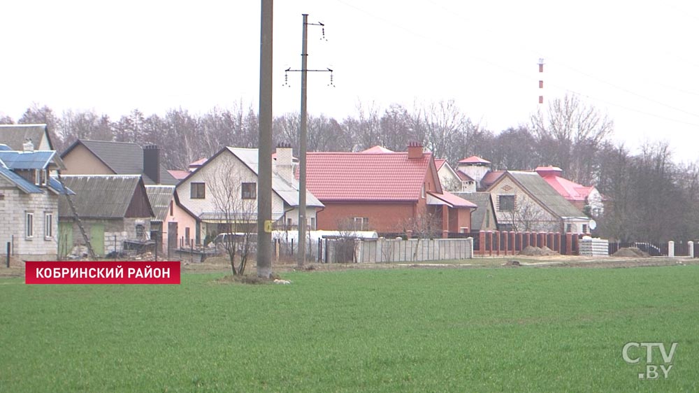 «Дышать невозможно». Жители поселка в Кобринском районе жалуются на зловонные запахи от очистных сооружений-10