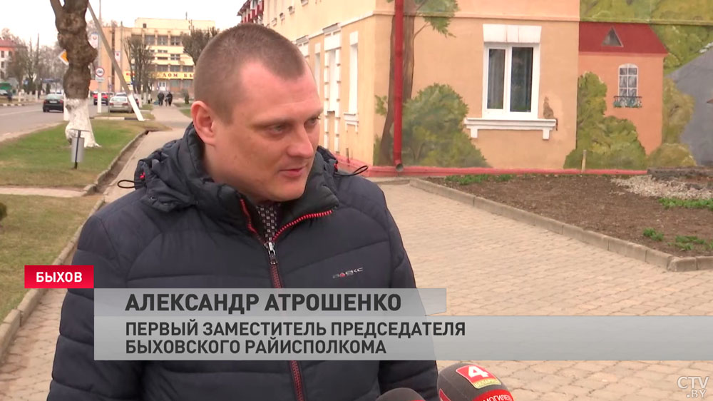 Администрация Президента держит на контроле темпы посевной. В Быхове Игорю Сергеенко доложили о положении дел аграрии-4