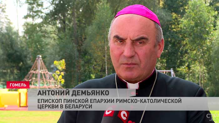 В Гомеле открыли первый в стране интегративный образовательно-терапевтический центр для людей с особенностями развития-17