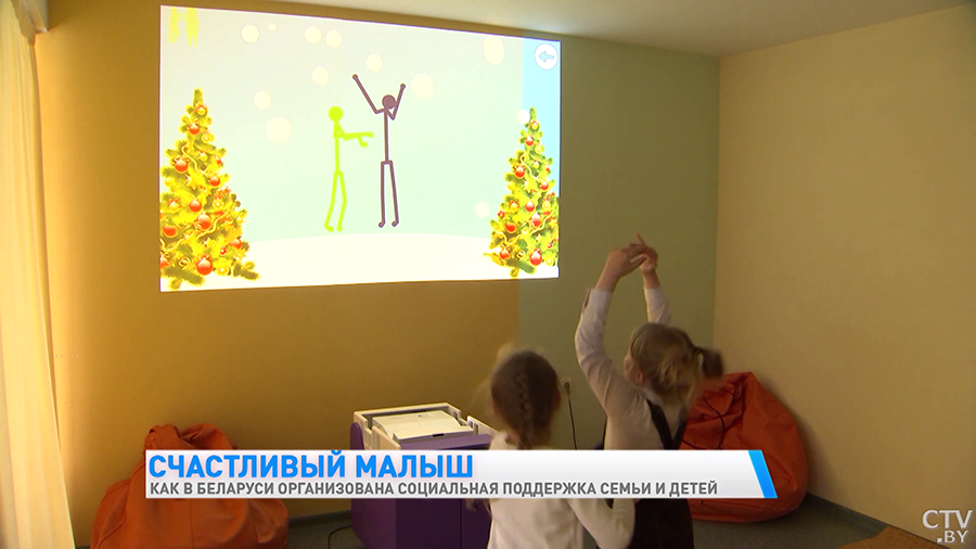 «Развивается логика, пространственное мышление». Как в этом социальном центре уже 20 лет помогают детям?-10