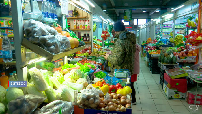 Шопинг с пристрастием. Где огурцы стоят дороже мяса, а кто до сих пор торгует польскими яблоками?-4