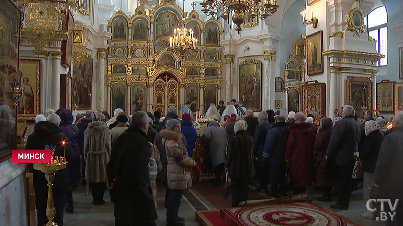 В День памяти предков в Минске к местам захоронений организовали дополнительный транспорт: какие есть маршруты-3