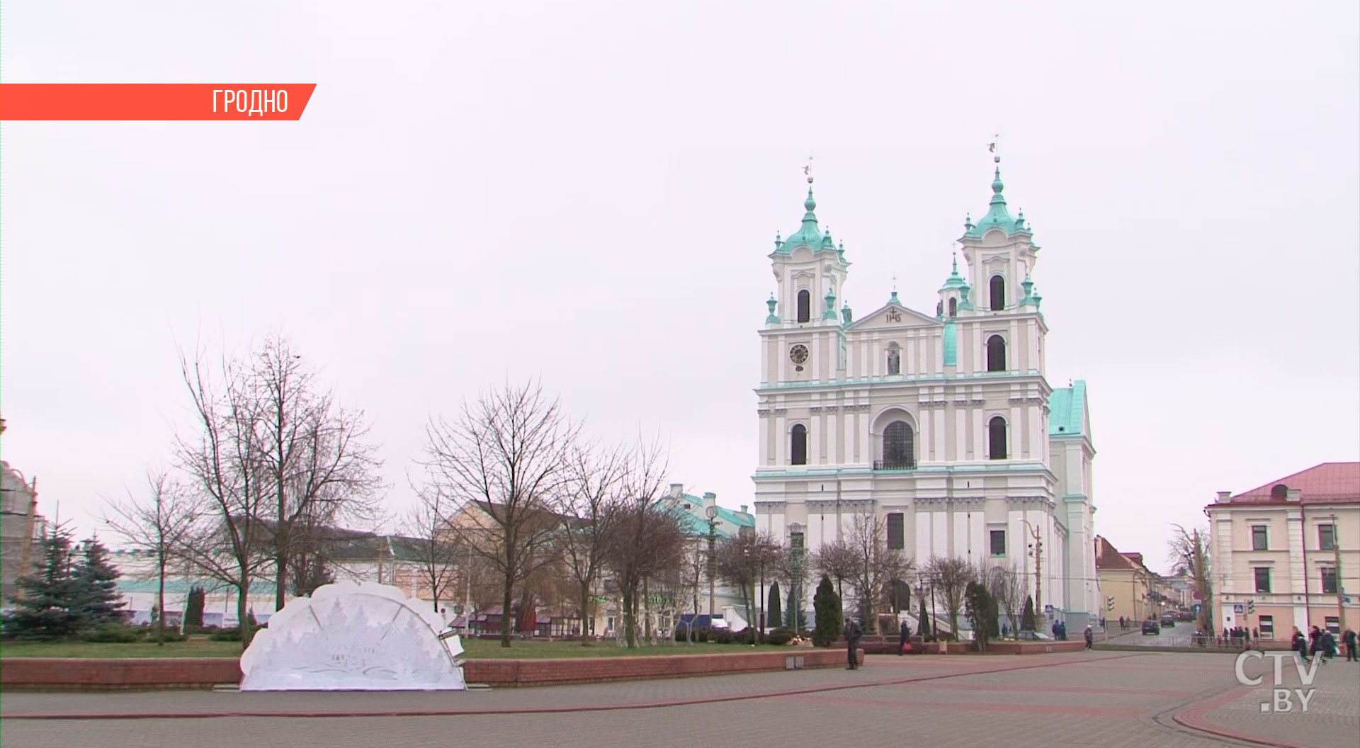 В Гродно полгода искали часовщика, который смог бы возобновить работу старинных часов ХV века-1