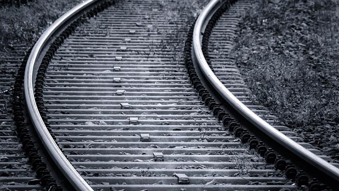 Пять вагонов с зерном сошли с рельсов под Симферополем