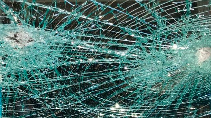 Украинские диверсанты в упор расстреляли автомобиль с мирными жителями под Угледаром