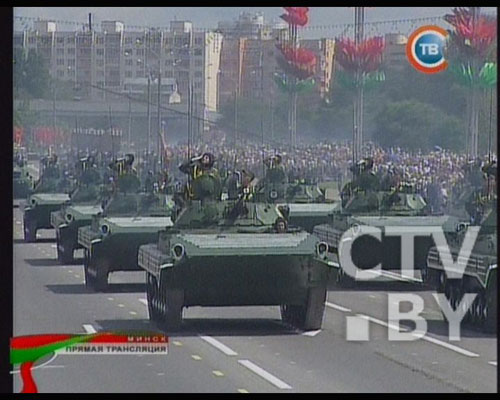 Парад в Минске 3 июля  военной техники  (2009 год)-11