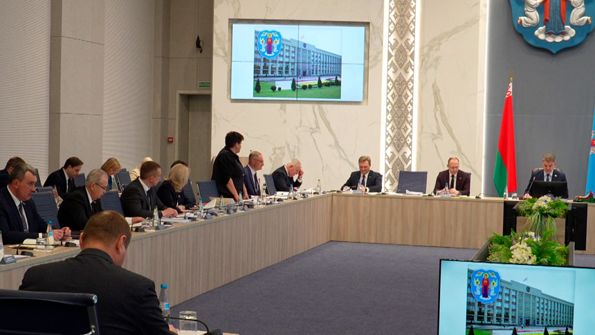 В Мингорисполкоме обсудили работу по формированию идеологической вертикали города
