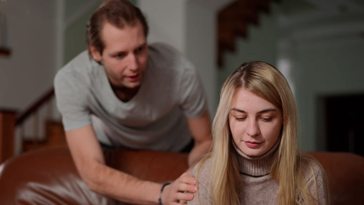 Абьюзер и жертва – психологи о том, почему в токсичные отношения попадают даже сильные люди Абьюзер и жертва – психологи о том, почему в токсичные отношения попадают даже сильные люди