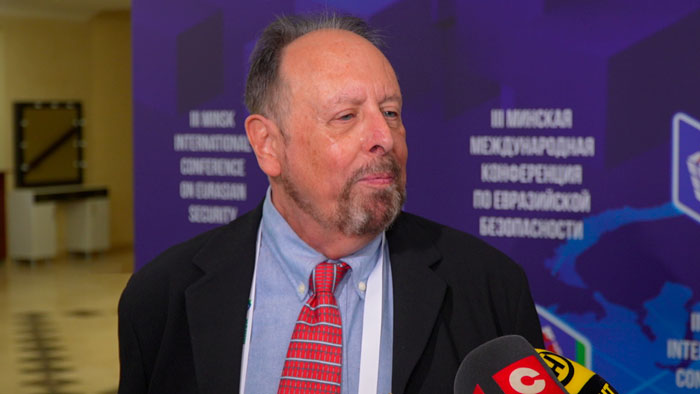 «Просто они глупые» – испанский политик рассказал, почему ЕС вводит всё новые санкции «Просто они глупые» – испанский политик рассказал, почему ЕС вводит всё новые санкции