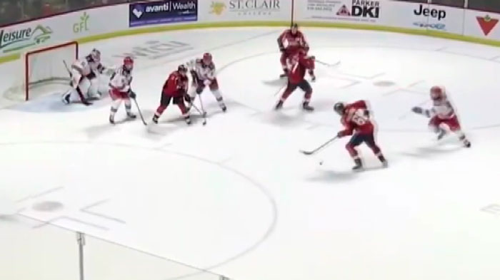 Илья Протас отличился тремя голевыми передачами в матче плей-офф против «Китченера»