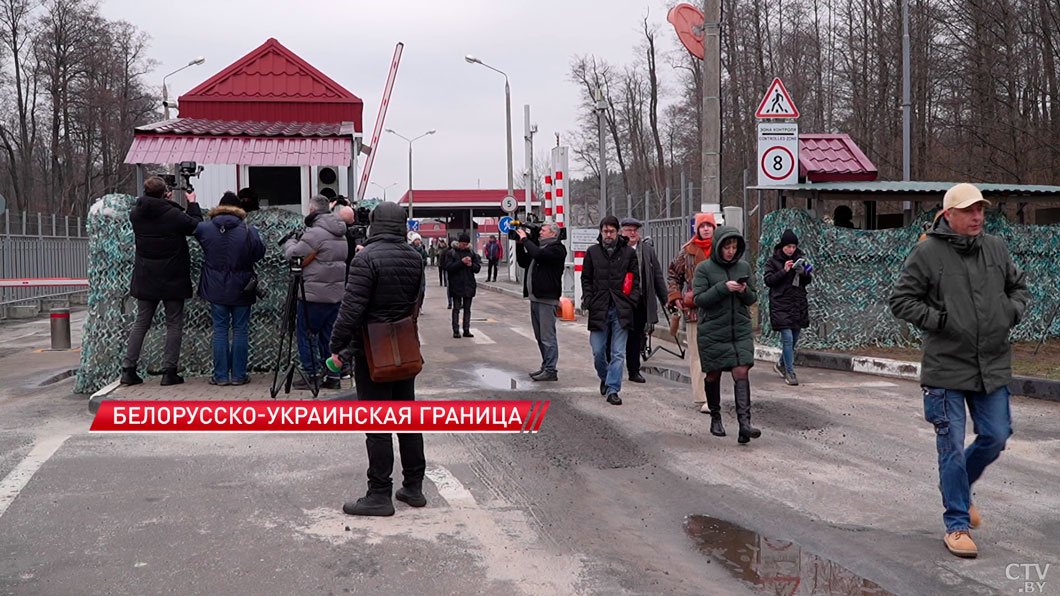 Тищенко: фактор военных угроз сегодня возрастает – Беларуси нельзя ослаблять позиции-10