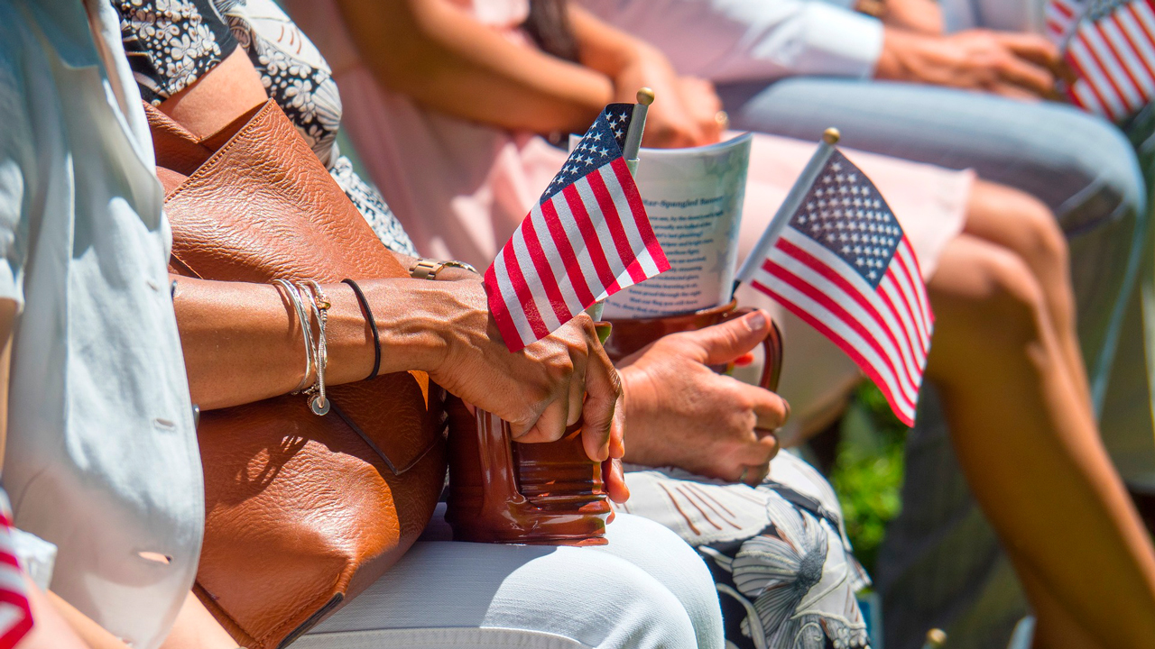 Береговая охрана США больше не считает свастику символом ненависти – WP