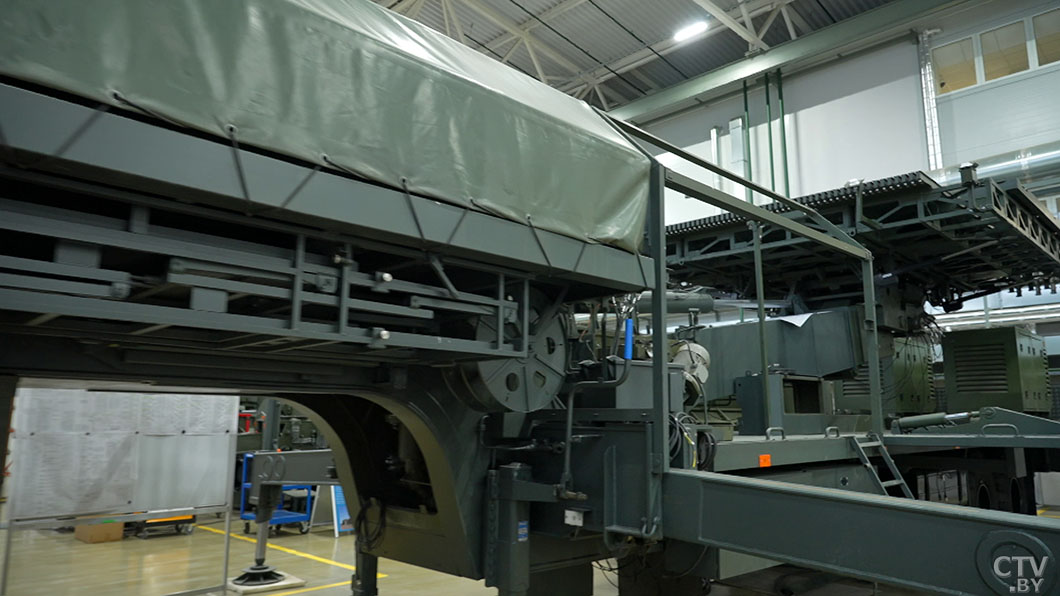 Лукашенко поздравил работников и ветеранов ОАО «КБ Радар» с 20-летием со дня образования предприятия-2