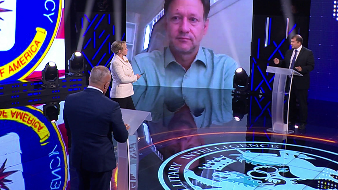 «Что-то не так идёт сейчас либо у MI6, либо у ЦРУ» – Андрей Манойло об интервью глав спецслужб