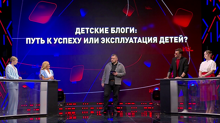 Мама певицы Лизы Вертинской: задача родителей не ограничивать детей от соцсетей, а научить ими пользоваться