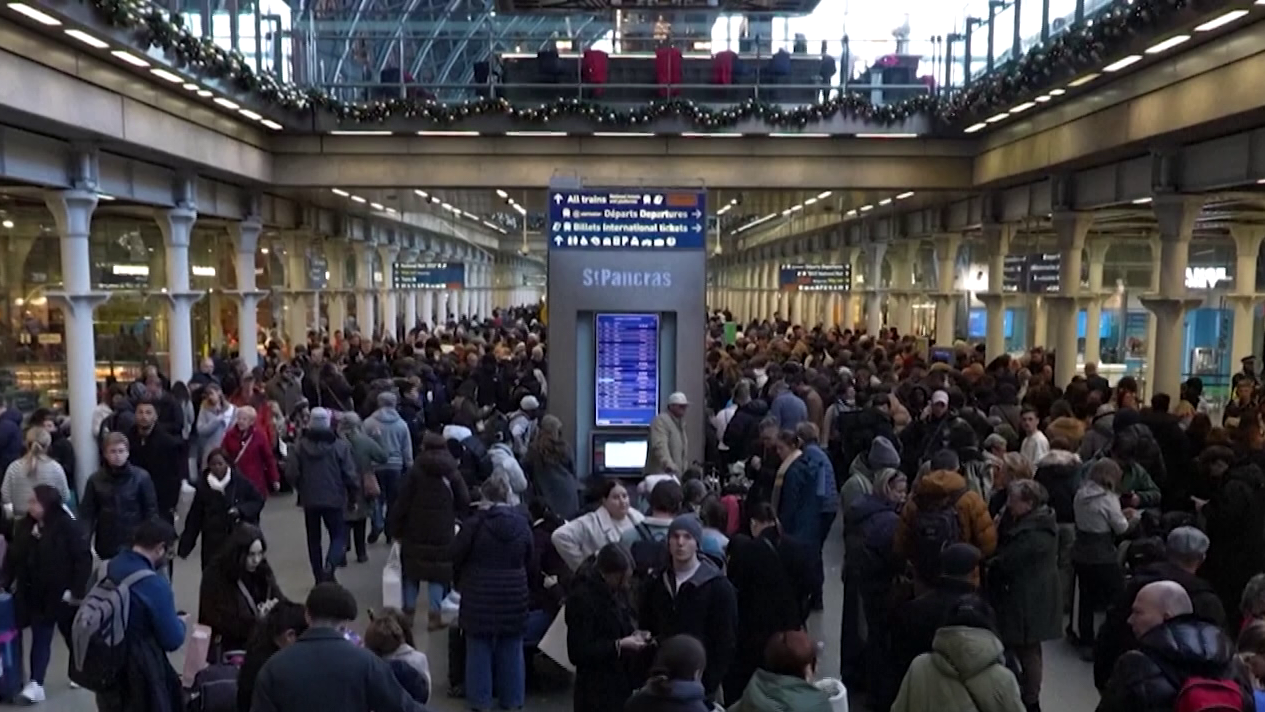 Отключение электричества парализовало движение поездов в тоннеле под Ла-Маншем 