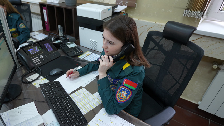 Работать в МЧС мечтала с детства! Пообщались с белоруской, которая ежедневно помогает спасать жизни