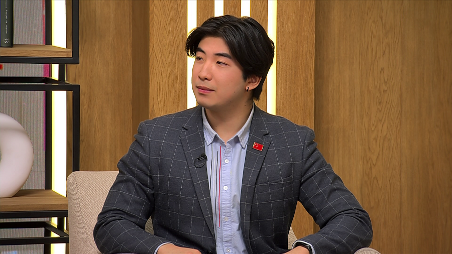 Как в Китае празднуют Новый год? О необычных традициях рассказал студент из Поднебесной Как в Китае празднуют Новый год? О необычных традициях рассказал студент из Поднебесной