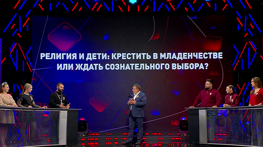 Какую ответственность несут крестные родители? Рассказал Михаил Стреха