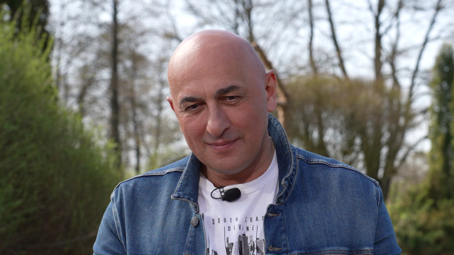 Как учился Марат Марков в школе? Министр информации рассказал о своих увлечениях в детстве
