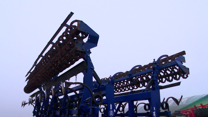 Масштабная подготовка сельхозтехники к зимнему хранению проходит в Беларуси Масштабная подготовка сельхозтехники к зимнему хранению проходит в Беларуси