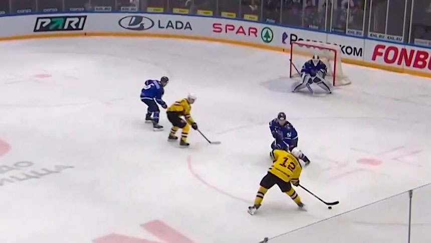 Гол Скоренова попал в рейтинг лучших голов января в КХЛ