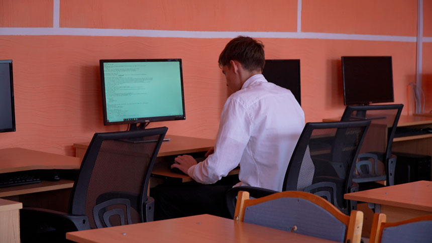 Школьники создали отечественный аналог сетевого экрана для блокировки кибератак