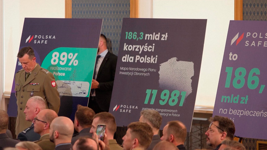 Власти Польши подписали первые контракты в рамках общеевропейской программы перевооружения
