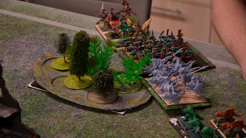 Здесь оживают настольные игры! Что такое варгейм и почему он так популярен?