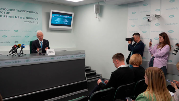 Президент Литвы подписал указ о лишении Вайткуса государственной награды из-за его поездки в Беларусь