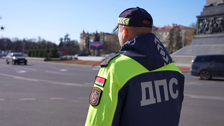 ГАИ проводит проверку автобусов и маршруток в Минске ГАИ проводит проверку автобусов и маршруток в Минске