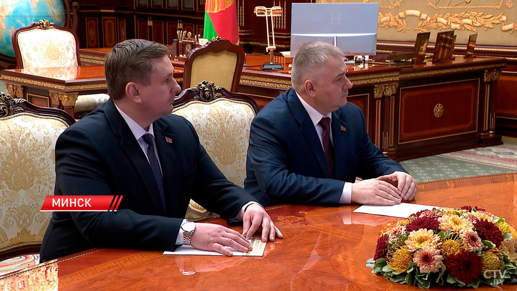  Лукашенко: нам надо встряхнуть Академию наук-2