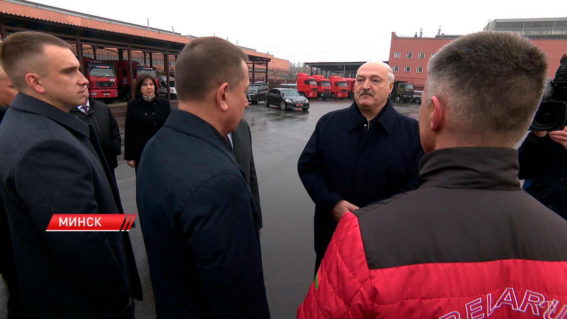 «Чем больше внимания, тем меньше результаты». Президент погрузился в жизнь спортивной команды МАЗа-10