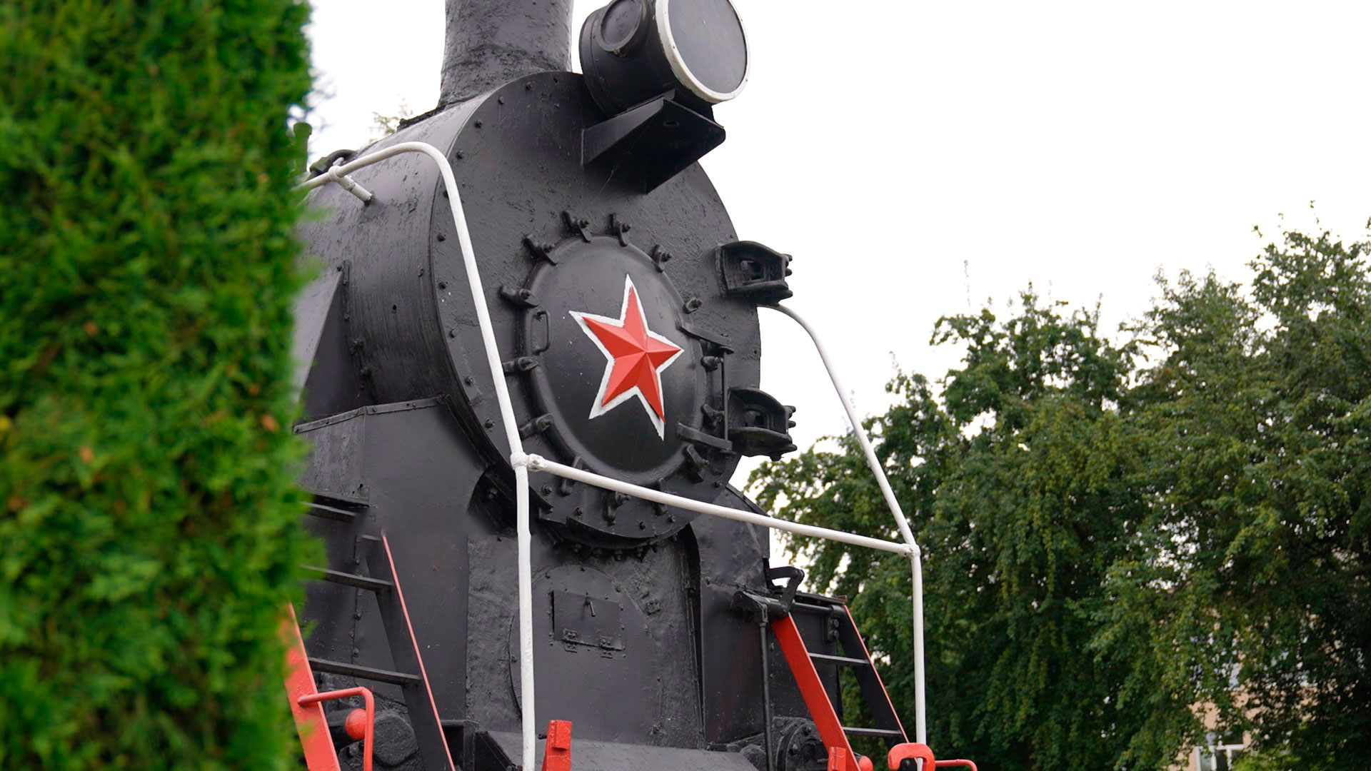 День железнодорожных войск отмечают в Беларуси. Чем сегодня живёт служба?