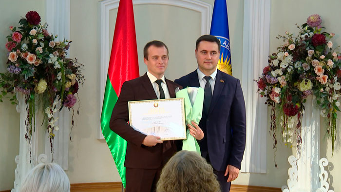 Накануне Дня учителя в Минске наградили лучших педагогов Беларуси