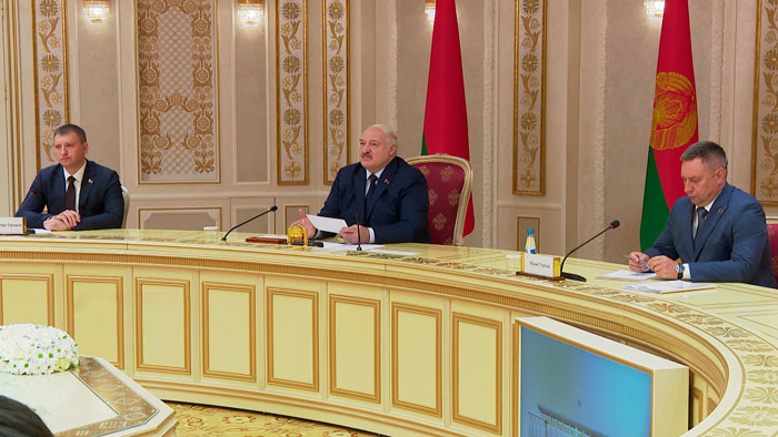 Александр Лукашенко провёл встречу с губернатором Кемеровской области России