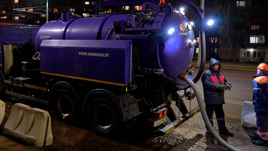 Строители повредили водопровод в Минске – рассказываем подробности инцидента