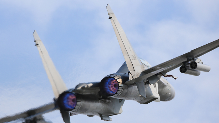 Россия показала истребитель пятого поколения Су-57Э на авиасалоне в Дубае