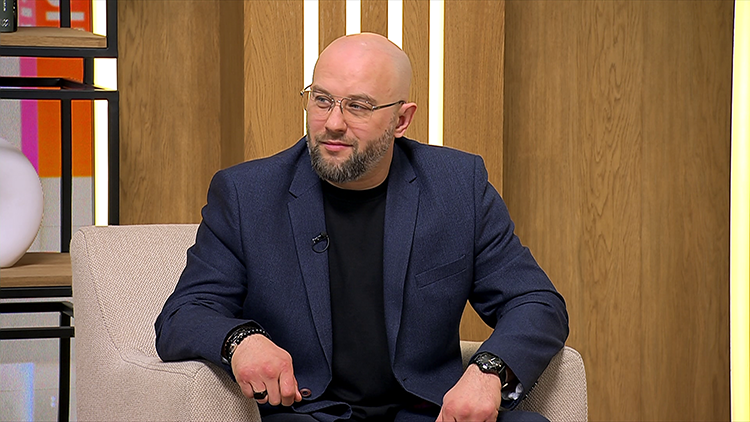 Песню «Дом родительский» презентовал певец Виталий Гордей – послушайте новинку Песню «Дом родительский» презентовал певец Виталий Гордей – послушайте новинку