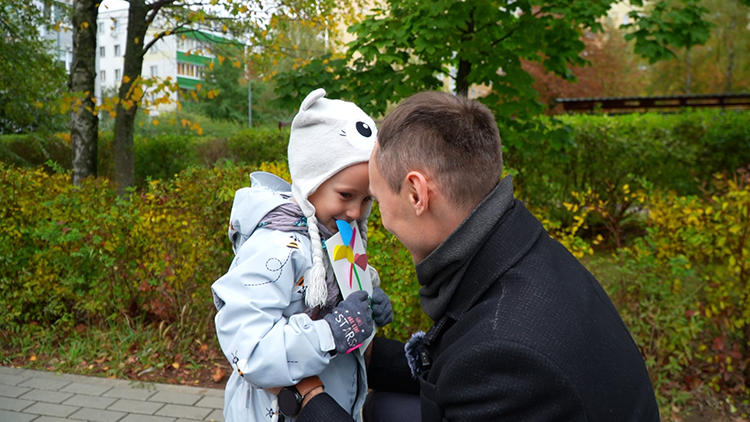 День рождения дочки запомнил ярче всего! Белорус о партнёрских родах, суворовском и работе на заводе