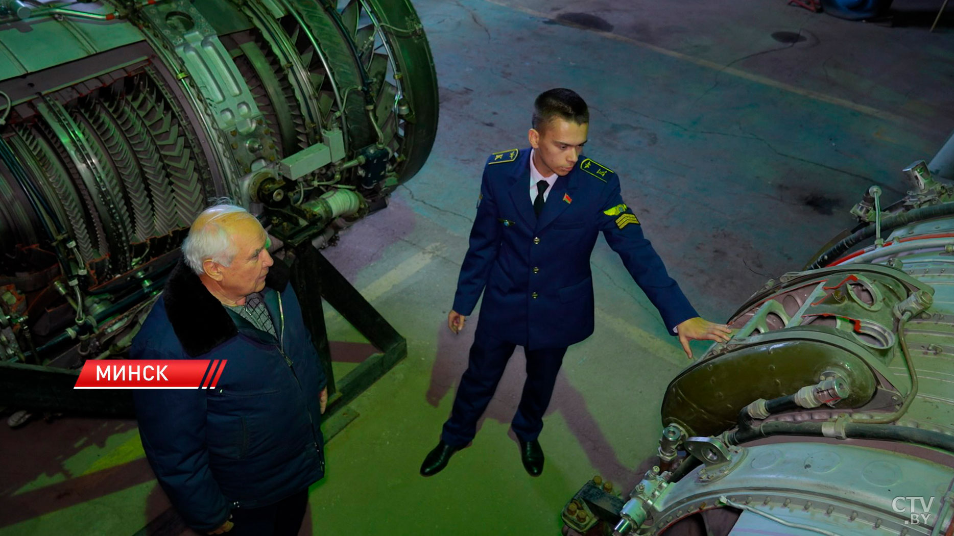 День работников гражданской авиации отметят 2 ноября. Как готовят будущих пилотов в Беларуси-8